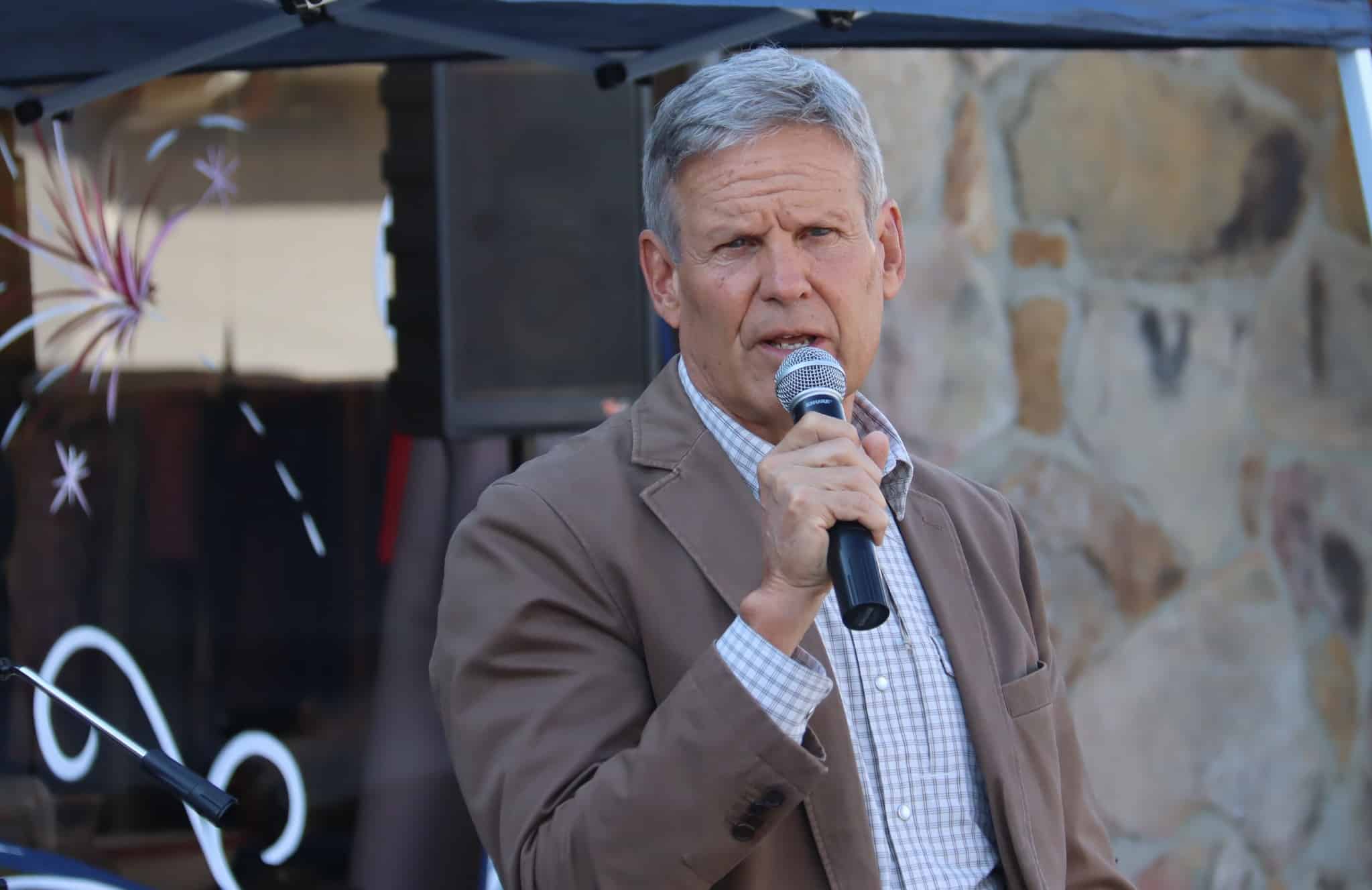 Governor Bill Lee's visit to Sneedville, photograph 13